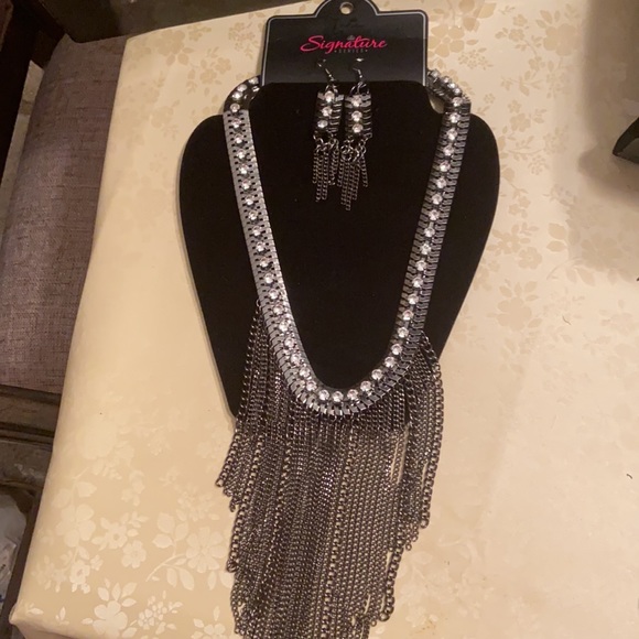 Papparazzi Zi Collection (lead and nickle free) - Picture 2 of 4